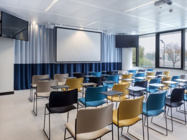 辦公室裝修對細節(jié)問題的處理